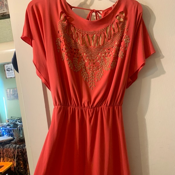 Dress - Picture 1 of 1